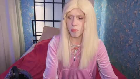 Barbie online show from 11-19-25, 05:29