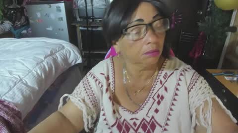 mrs_mommy online show from 11-12-25, 07:24