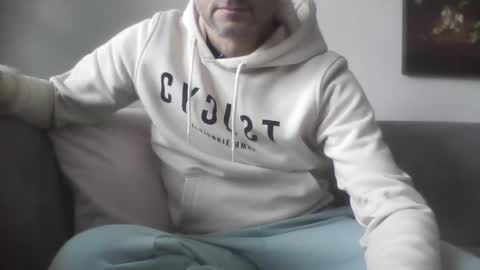 Mrserenade online show from 01-22-25, 10:40