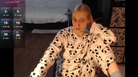 Sasha online show from 02-09-25, 01:56