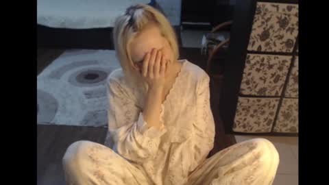 Sasha online show from 11-24-25, 07:02