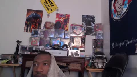 Snapshot of mrsoonicexrated chatting on 02-06-25, 10:48 mrsoonicexrated online show from 02-06-25, 10:48