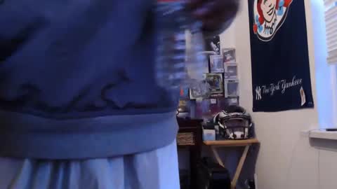 Snapshot of mrsoonicexrated chatting on 02-20-25, 10:15 mrsoonicexrated online show from 02-20-25, 10:15