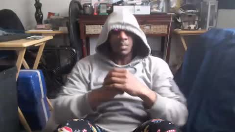 Snapshot of mrsoonicexrated chatting on 03-09-25, 03:38 mrsoonicexrated online show from 03-09-25, 03:38