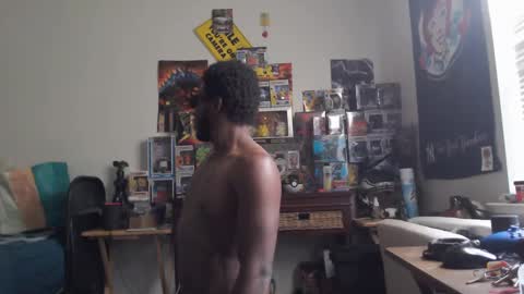 Snapshot of mrsoonicexrated chatting on 09-16-25, 03:13 mrsoonicexrated online show from 09-16-25, 03:13