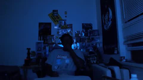 Snapshot of mrsoonicexrated chatting on 09-19-25, 09:32 mrsoonicexrated online show from 09-19-25, 09:32