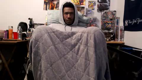 Snapshot of mrsoonicexrated chatting on 11-11-25, 03:50 mrsoonicexrated online show from 11-11-25, 03:50