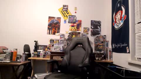 Snapshot of mrsoonicexrated chatting on 11-14-25, 12:42 mrsoonicexrated online show from 11-14-25, 12:42