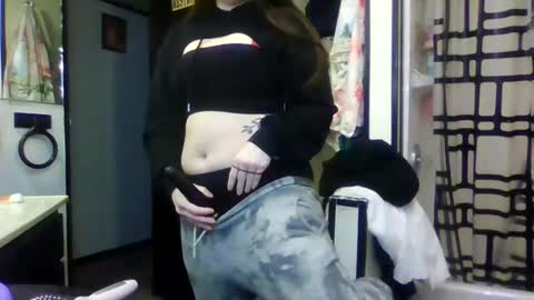 Mrstxoxo4594 online show from 12-16-25, 11:37