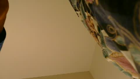 Snapshot of mrtease5 chatting on 07-01-26, 03:52 mrtease5 online show from 07-01-26, 03:52