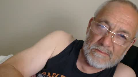 Snapshot of mrtease5 chatting on 07-15-26, 03:34 mrtease5 online show from 07-15-26, 03:34