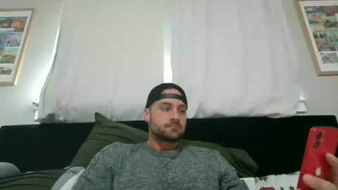 Snapshot of mrthickly818 chatting on 02-16-26, 02:35 mrthickly818 online show from 02-16-26, 02:35