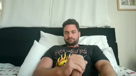 Snapshot of mrthickly818 chatting on 03-09-26, 01:48 mrthickly818 online show from 03-09-26, 01:48