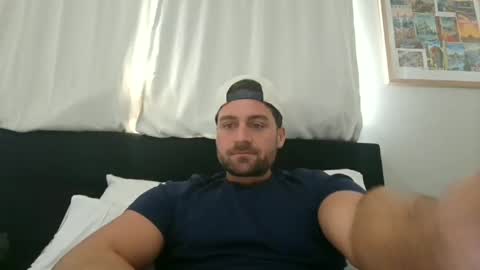 Snapshot of mrthickly818 chatting on 03-20-26, 02:55 mrthickly818 online show from 03-20-26, 02:55