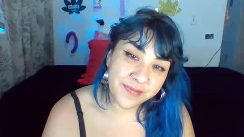 Snapshot of mrvenusx chatting on 11-12-25, 05:08 Mrs Venus online show from 11-12-25, 05:08