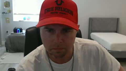 Snapshot of mrwagz420 chatting on 04-12-26, 10:37 mrwagz420 online show from 04-12-26, 10:37