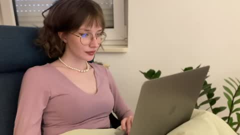 Snapshot of ms_christiana chatting on 04-30-26, 04:57 ms_christiana online show from 04-30-26, 04:57