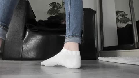 Snapshot of ms_enigma chatting on 01-08-25, 04:00 Goddess. Miss. Lady. Queen. Madam Milady online show from 01-08-25, 04:00