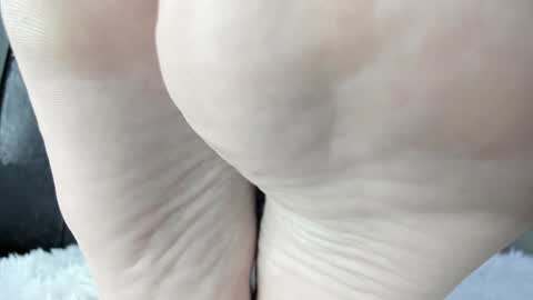 Snapshot of ms_enigma chatting on 01-14-25, 10:17 Goddess. Miss. Lady. Queen. Madam Milady online show from 01-14-25, 10:17