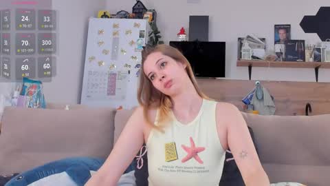 Snapshot of ms_foryou chatting on 04-25-26, 01:41 Ms ForYOU online show from 04-25-26, 01:41