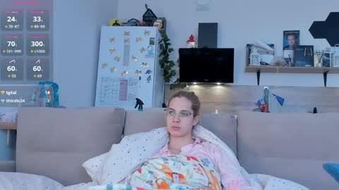Snapshot of ms_foryou chatting on 05-09-26, 04:06 Ms ForYOU online show from 05-09-26, 04:06