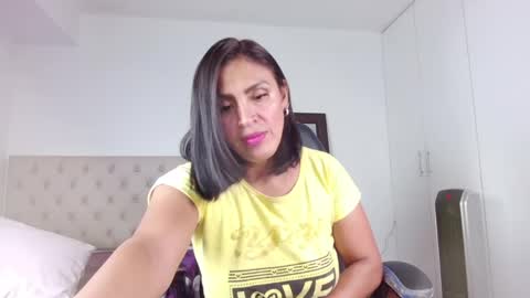 Freya online show from 04-28-26, 02:38