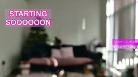 R o r i  SnapChat heyroriv2 wednesday - sunday Noon oclock mountain - 5pm mountain online show from 02-21-26, 04:19