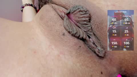 Snapshot of ms_pickless chatting on 12-17-24, 08:32 Annabelle online show from 12-17-24, 08:32