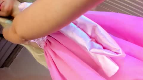 Snapshot of ms_pickless chatting on 09-14-25, 12:37 Annabelle online show from 09-14-25, 12:37