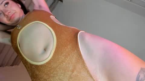 Snapshot of ms_pickless chatting on 10-08-25, 03:20 Annabelle online show from 10-08-25, 03:20