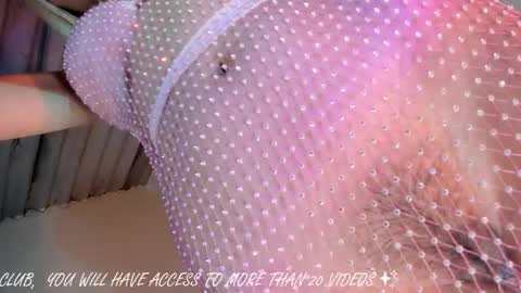 Snapshot of ms_pickless chatting on 10-21-25, 02:51 Annabelle online show from 10-21-25, 02:51