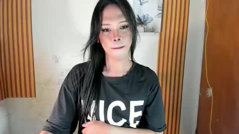 selena online show from 10-23-25, 02:11