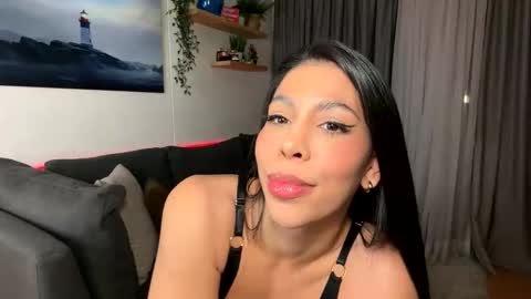 Lanna and Leo Reloaded  online show from 04-27-26, 05:05