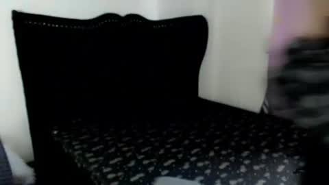 Snapshot of mscherry_ chatting on 11-19-25, 12:54 mscherry_ online show from 11-19-25, 12:54