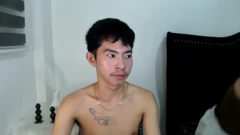 Snapshot of mscherry_ chatting on 12-01-25, 12:43 mscherry_ online show from 12-01-25, 12:43