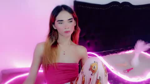 Snapshot of mscherry_ chatting on 12-21-25, 04:47 mscherry_ online show from 12-21-25, 04:47