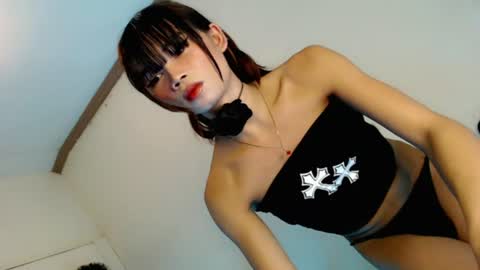 mscherry_ online show from 06-18-26, 09:14
