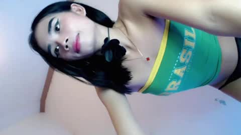 mscherry_ online show from 07-17-26, 08:43