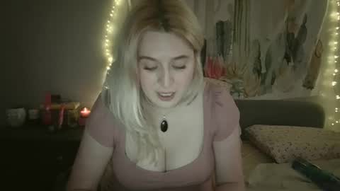 Snapshot of msclairewhatever chatting on 10-07-25, 03:58 msclairewhatever online show from 10-07-25, 03:58