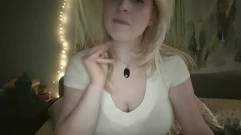 Snapshot of msclairewhatever chatting on 10-08-25, 12:41 msclairewhatever online show from 10-08-25, 12:41