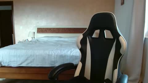 msmarshmallow1 online show from 11-12-25, 10:37