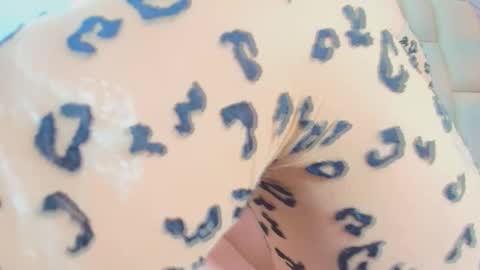 FERNANDA 3 online show from 11-28-25, 03:20