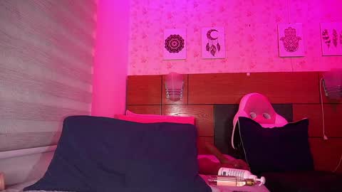 Snapshot of mssburbuja chatting on 01-31-25, 06:13 Manuela online show from 01-31-25, 06:13