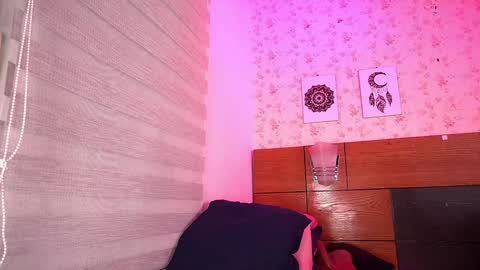 Snapshot of mssburbuja chatting on 01-31-25, 09:16 Manuela online show from 01-31-25, 09:16