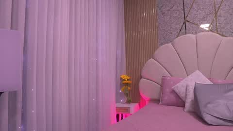 Manuela  online show from 06-06-26, 03:11