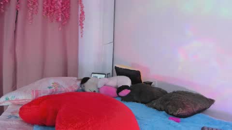 Chloe new account online show from 11-14-25, 01:59