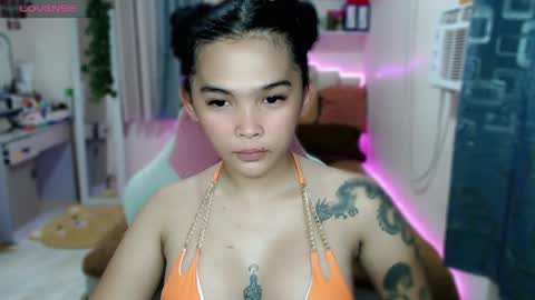 tefany online show from 04-18-26, 02:10