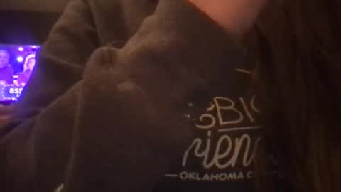 Tara Jane online show from 12-23-25, 01:36