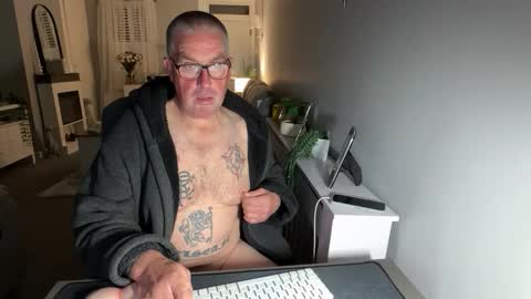 Snapshot of mtb1697 chatting on 09-30-25, 10:59 mtb1697 online show from 09-30-25, 10:59