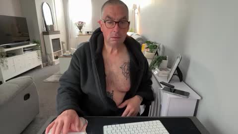 Snapshot of mtb1697 chatting on 10-02-25, 09:16 mtb1697 online show from 10-02-25, 09:16